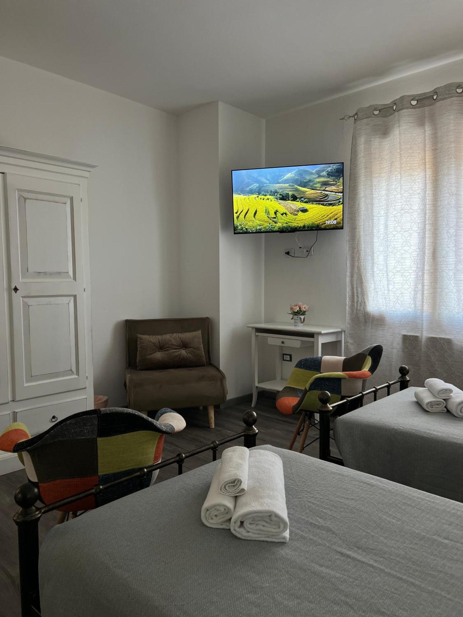 Harmony Affittacamere Тортоли Экстерьер фото